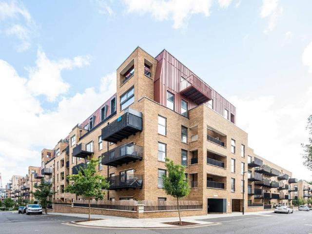 Calvary Court, London SE18 2 bed apartment to rent £2,300 pcm £531 pw