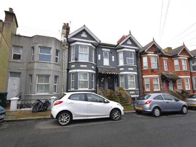 Calvert Road, Hastings 1 bed flat to rent £875 pcm £202 pw