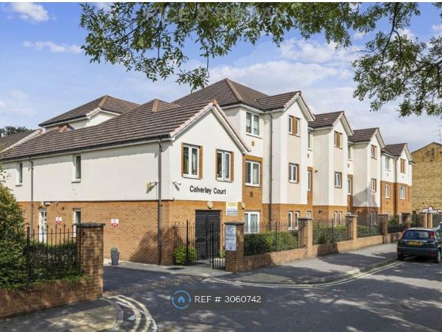 Calverley Court, Epsom KT19, 1 bed flat to rent, £1,300 pcm | PrimeLocation