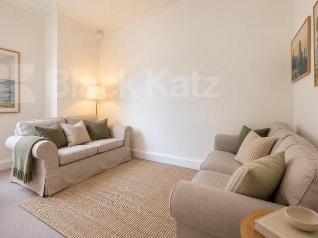 Calverley Grove, Archway N19, 6 bed town house to rent, £4,996 pcm | PrimeLocation
