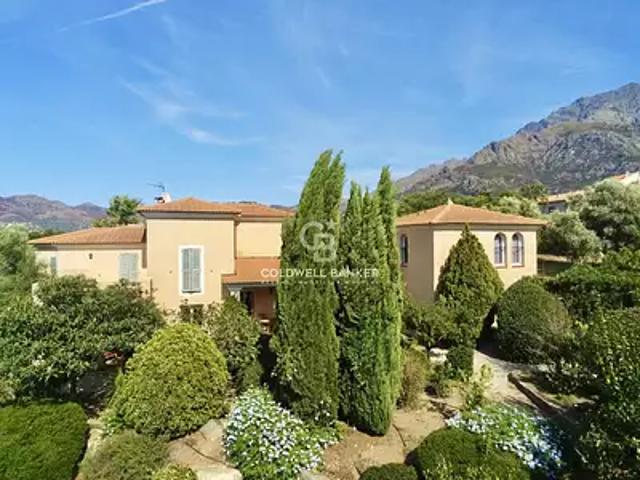 Calvi 20260 Achat / Vente maison 7 pièces t7