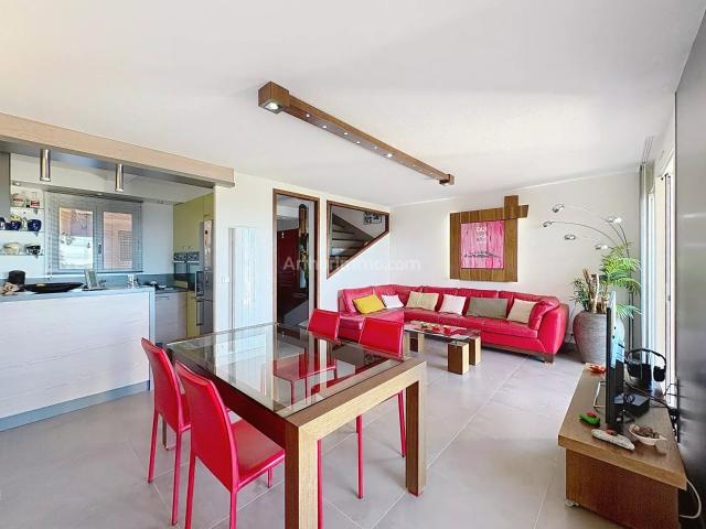 CALVI Duplex d'exception entre mer et montagne 68m² Calvi