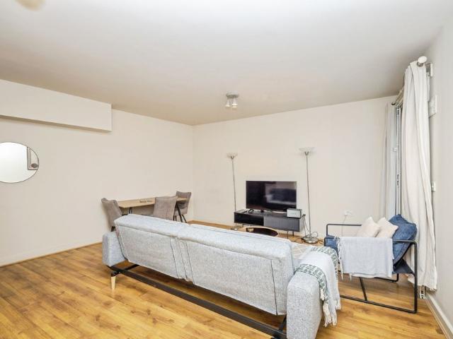 Calvin Street, Shoreditch, London, E1 6NW