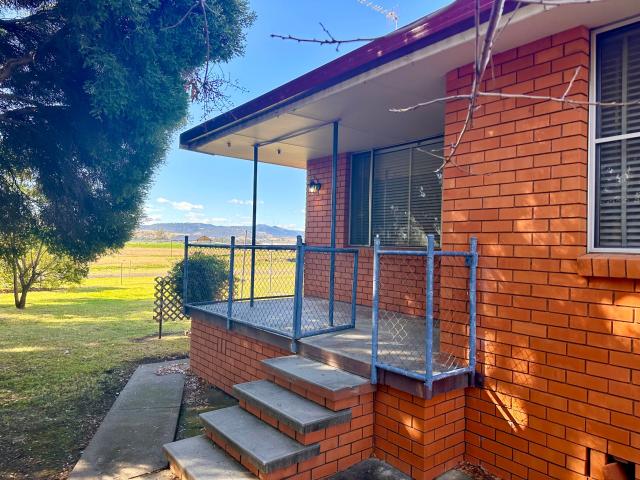 CALALA Spacious Modern Unit