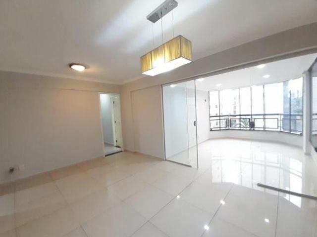 CALAMARES Apartamento 3 quartos para venda ao lado da Praça T 25 no Setor Bueno em Goiânia
