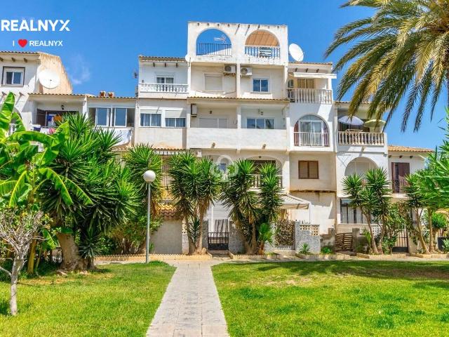 Calas Blancas! Magnifico adosado con 4 dormitorios + 2 Amplias terrazas + Solárium privado + 3 piscinas comunitarias