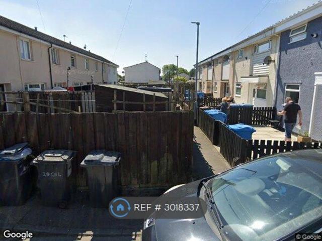 Caldane, Hull HU6, 3 bed terraced house to rent, £750 pcm | PrimeLocation