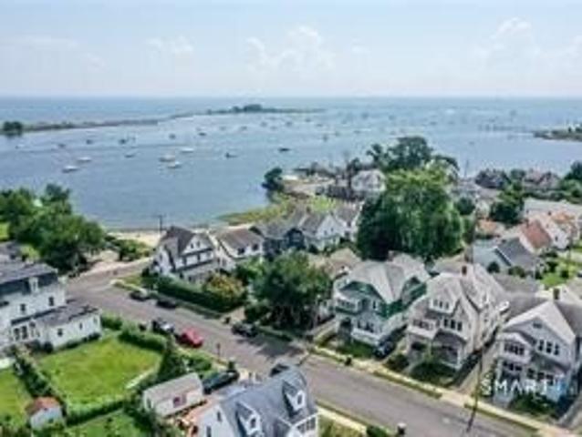 Calderwood Ct, Bridgeport, Home For Sale