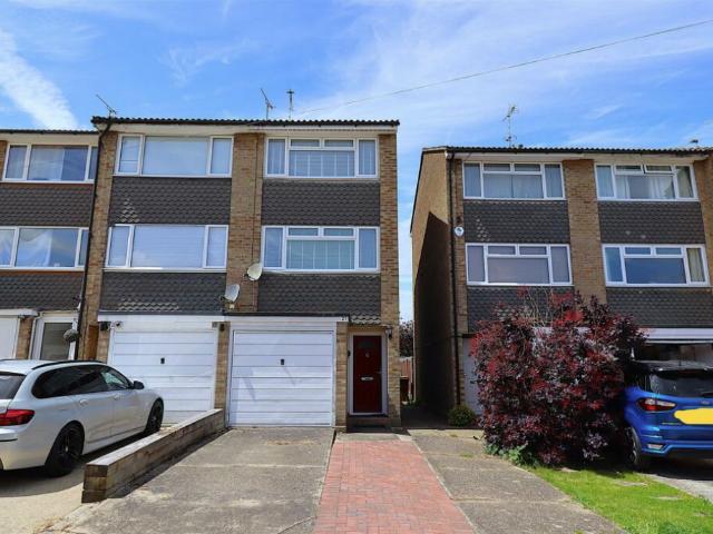 Caldew Avenue, Gillingham ME8, 3 bed town house to rent, £1,600 pcm | PrimeLocation