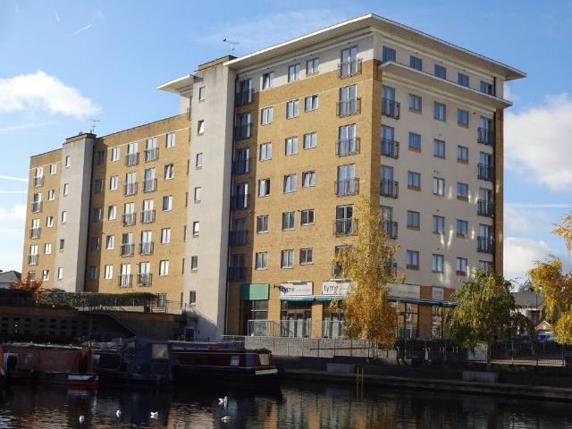 Caldon House, Waxlow Way, Northolt UB5, 2 bed flat to rent, £1,750 pcm | PrimeLocation