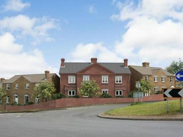 Caledonia, Brierley Hill, 2 Bedroom Apartment