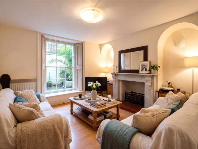 Caledonia Place, Clifton, Bristol, BS8 4DL