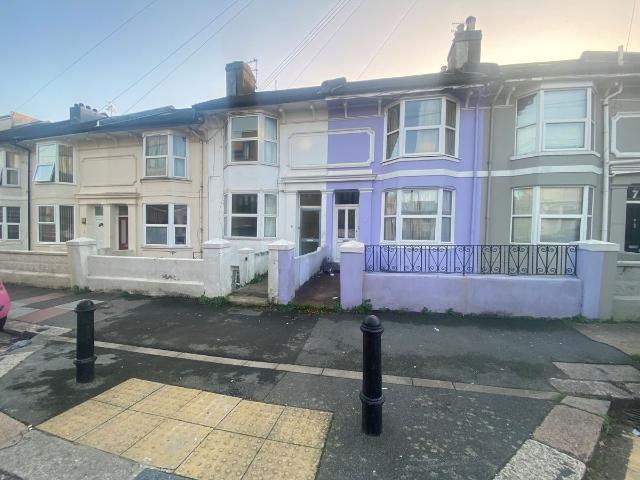 Caledonian Road, Brighton BN2, 3 bed property to rent, £1,850 pcm | PrimeLocation