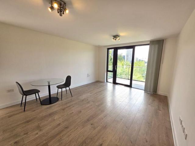 Caledonian Road, London N1, 2 bed flat to rent, £3,000 pcm | PrimeLocation