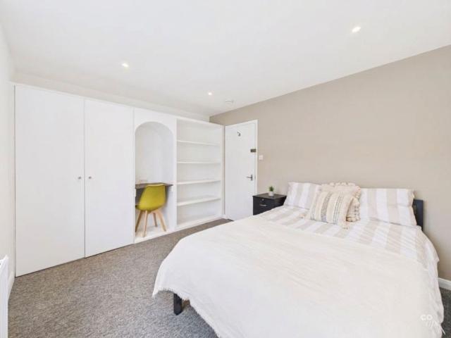 Caledonian Road, Master BN2, 6 bed terraced house to rent, £4,459 pcm | PrimeLocation