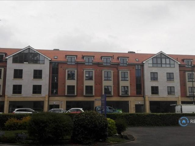 Calendula Place, Bournemouth, BH7 2 bed flat to rent £1,079 pcm £249 pw
