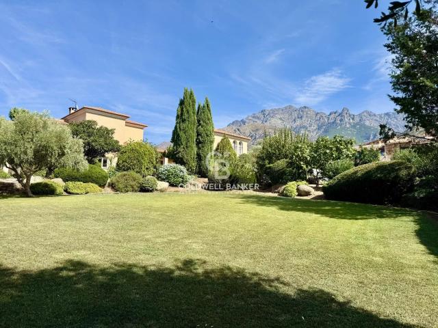 Calenzana Belle propriété Jardin & vue montagne 231m² Calvi