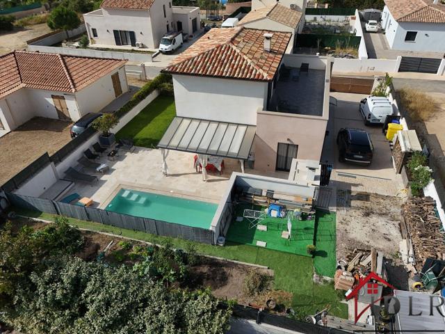 Calenzana Villa contemporaine très récente avec piscine, au calme et vue montagne