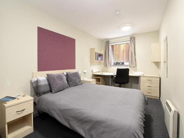 Calgary Street, Glasgow G4 Studio to rent £1,183 pcm £273 pw