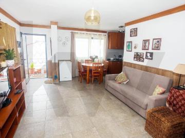 Calheta Living II, apartamento T1+1, Exclusividade e Conforto no coração da Calheta São Jorge
