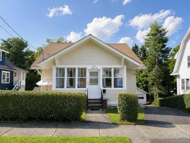 California Ave, Middletown, Home For Sale