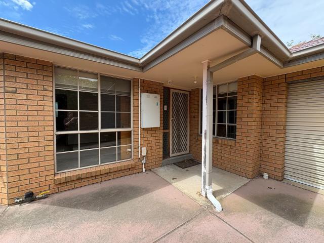 3 bedroom home in quiet pocket of Sunshine