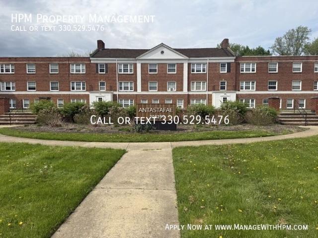 CALL 330 933 2216 TO SCHEDULE A SHOWING!