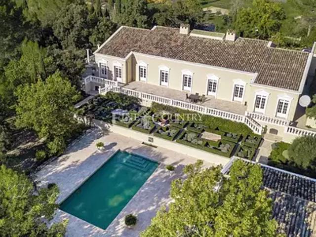 Callas 83830 Achat / Vente maison 10 pièces t10 piscine