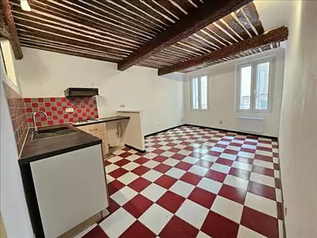 Callas 83830 Location appartement 2 pièces t2 jardin