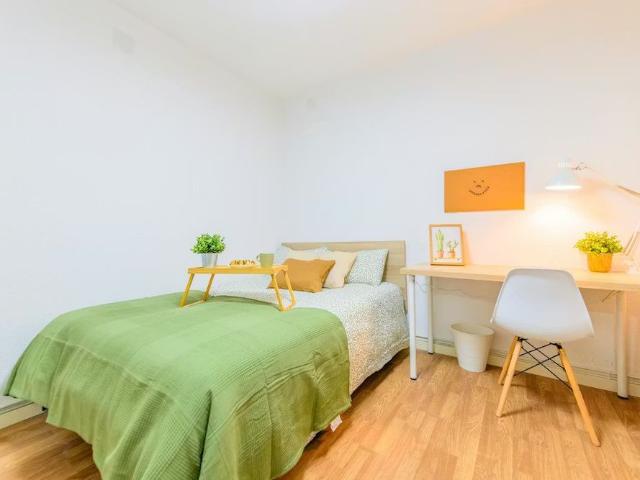 Calle Toledo, Getafe, Community of Madrid 28901