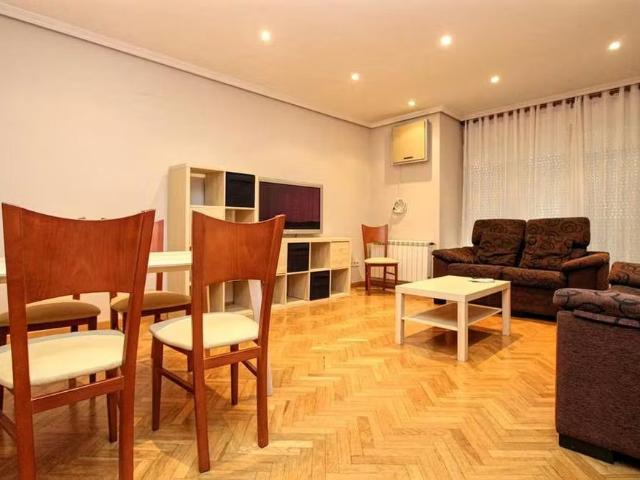 Calle Violeta Parra, Getafe, Community of Madrid 28903