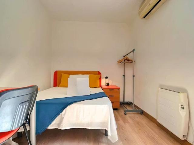 Calle Amapola, Getafe, Community of Madrid 28903