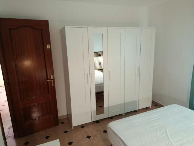 Calle Brunete, Getafe, Community of Madrid 28901