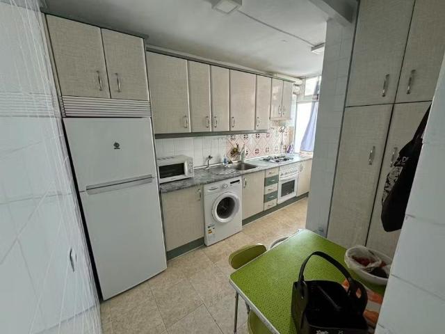 Calle Brunete, Getafe, Community of Madrid 28901