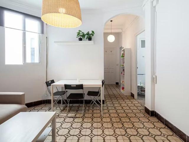 Calle Bustos Tavera, Sevilla, Andalusia 41003