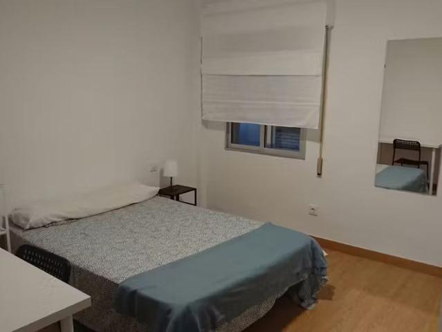 Calle Cataluña, Getafe, Community of Madrid 28903