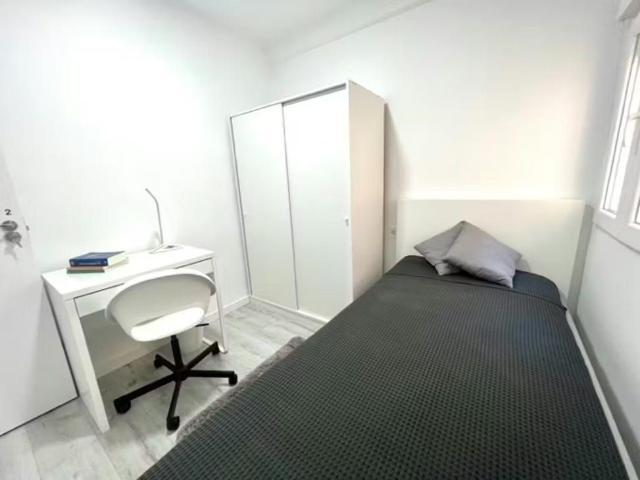 Calle Cataluña, Getafe, Community of Madrid 28903