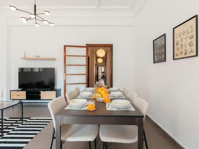 Calle Cuenca, Valencia, Valencian Community 46008
