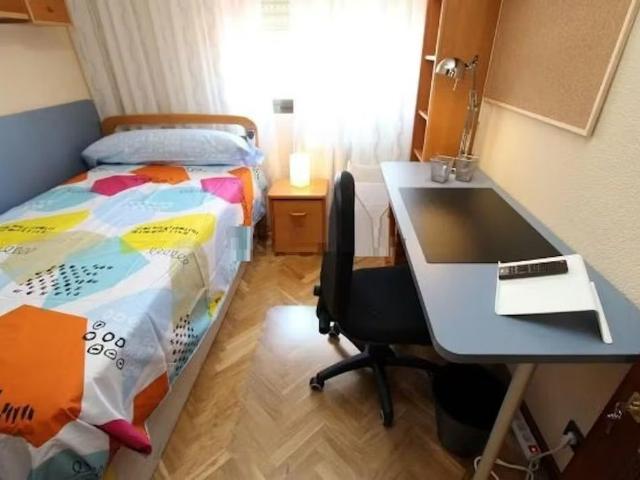 Calle Daoíz, Getafe, Community of Madrid 28903
