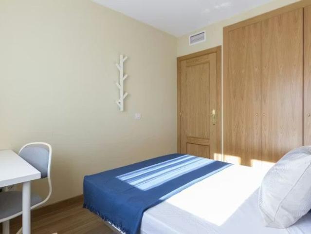 Calle de Turaco, Madrid, Community of Madrid 28011