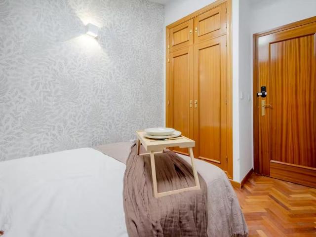 Calle de Ulises, Madrid, Community of Madrid 28043