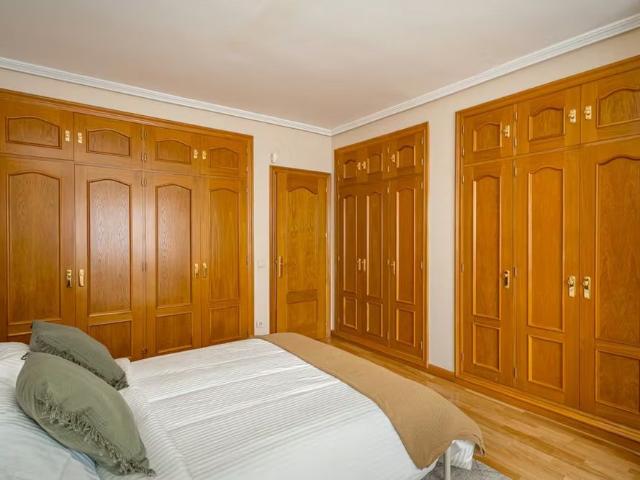 Calle de Umbría, Madrid, Community of Madrid 28043