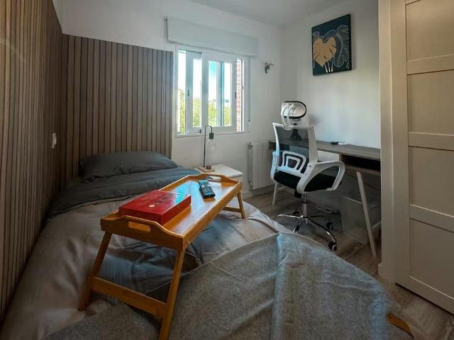 Calle de Valdecanillas, Madrid, Community of Madrid 28037