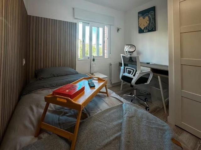 Calle de Valdecanillas, Madrid, Community of Madrid 28037