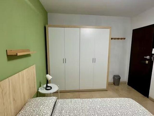 Calle de Valencia, Pozuelo de Alarcón, Community of Madrid 28223