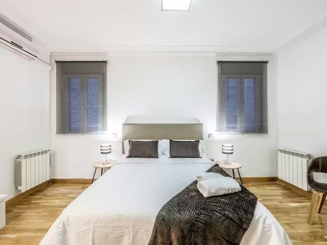 Calle de Zurbano, Madrid, Community of Madrid 28010
