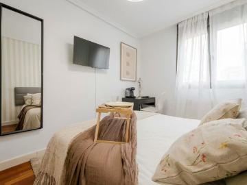 Calle de Ana de Austria, Madrid, Community of Madrid 28050