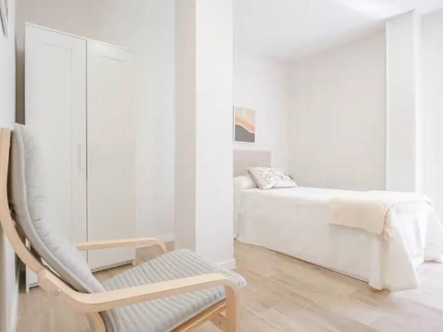 Calle de Antonio Prieto, Madrid, Community of Madrid 28026