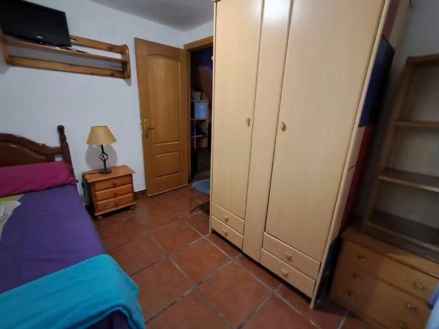 Calle de Ariza, Madrid, Community of Madrid 28047