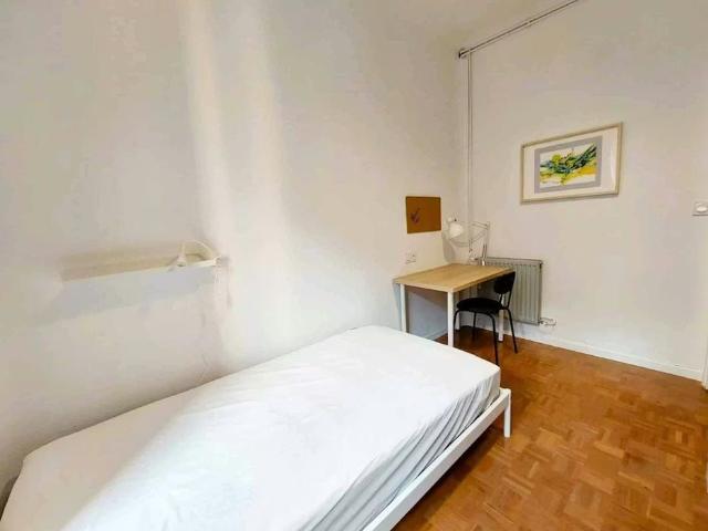 Calle de Bailén, Madrid, Community of Madrid 28013